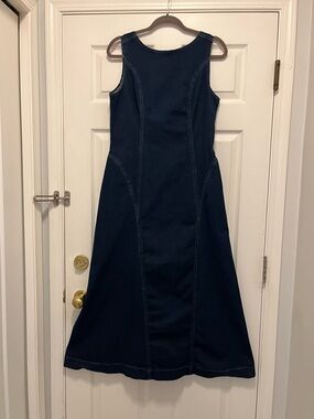 Classic Navy Maxi Dress - Sleek Sleeveless Design Jean dress
